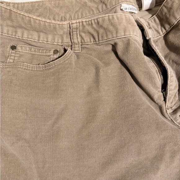 Liz Claiborne Men's Corduroy Pants in Tan - Picture 2 of 3